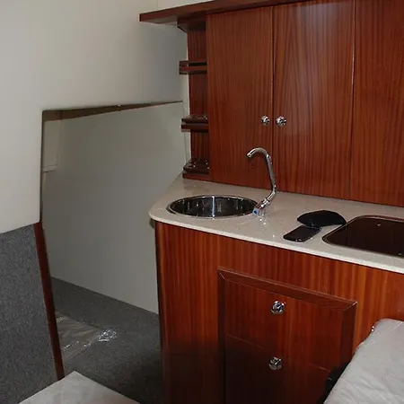 Yatch Ltd. * Silivri